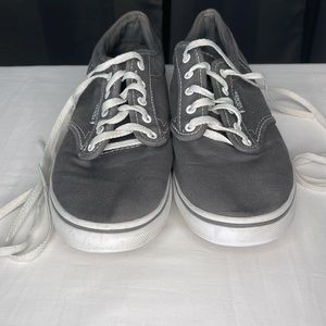 Women Van’s shoes